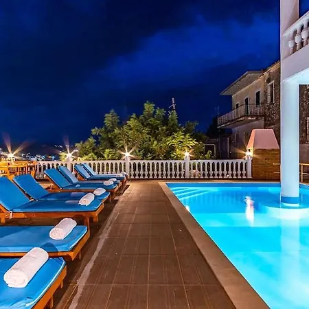 5 Pool, Views, Kitchen, Parking And - Goro Appartement