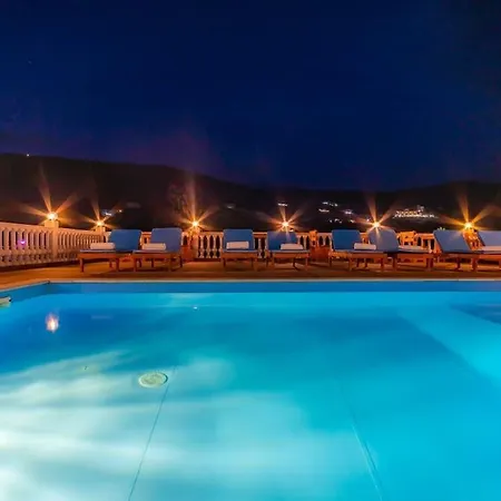 5 Pool, Views, Kitchen, Parking&more - Goro Himarë