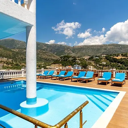 Apartment 5 Pool, Views, Kitchen, Parking&more - Goro