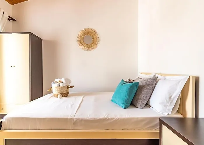 5 Pool, Views, Kitchen, Parking And - Goro 아파트 *