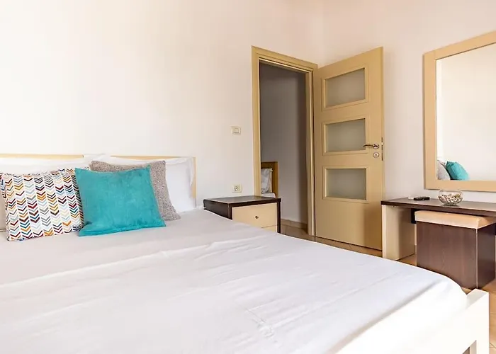 아파트 5 Pool, Views, Kitchen, Parking And - Goro 히마레