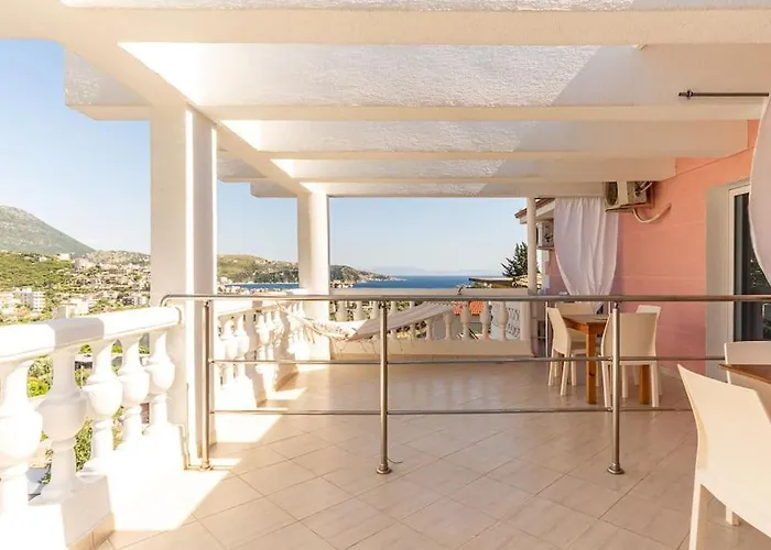 Apartamento 5 Pool, Views, Kitchen, Parking And - Goro Himarë